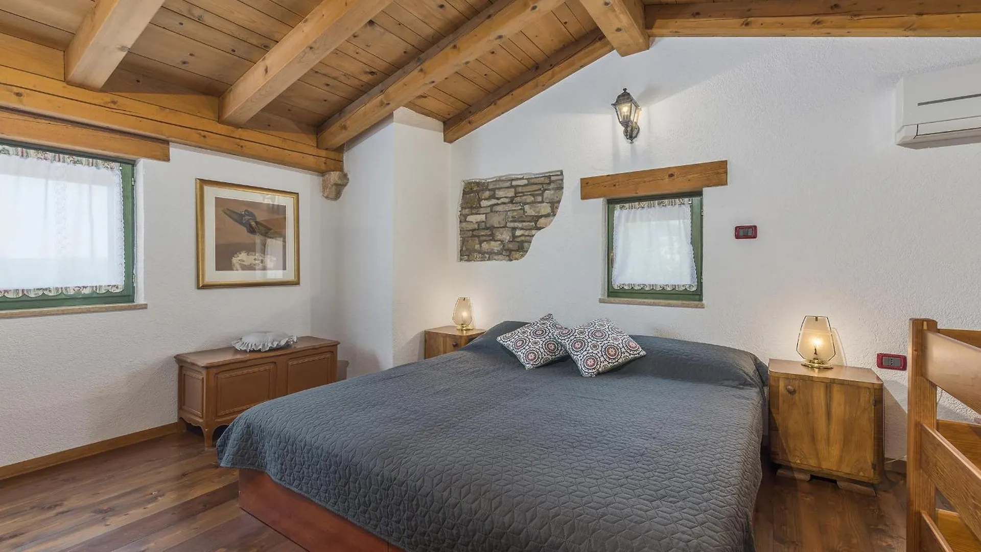Villa Ana Rita For 6 People - Beautiful Rustical Villa With Heated Pool & Jacuzzi In Central Istria 坎法奈尔