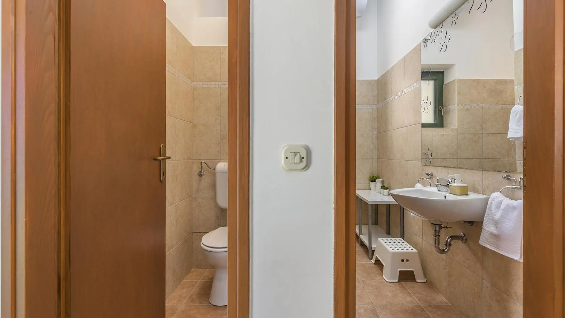 Villa Ana Rita For 6 People - Beautiful Rustical Villa With Heated Pool & Jacuzzi In Central Istria 坎法奈尔 克罗地亚