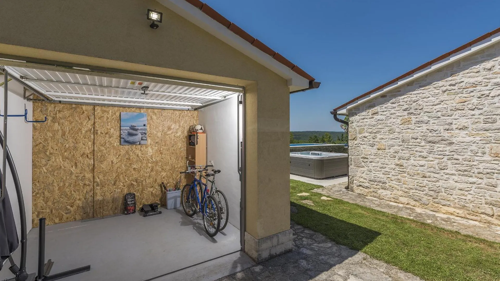 Villa Ana Rita For 6 People - Beautiful Rustical Villa With Heated Pool & Jacuzzi In Central Istria 坎法奈尔