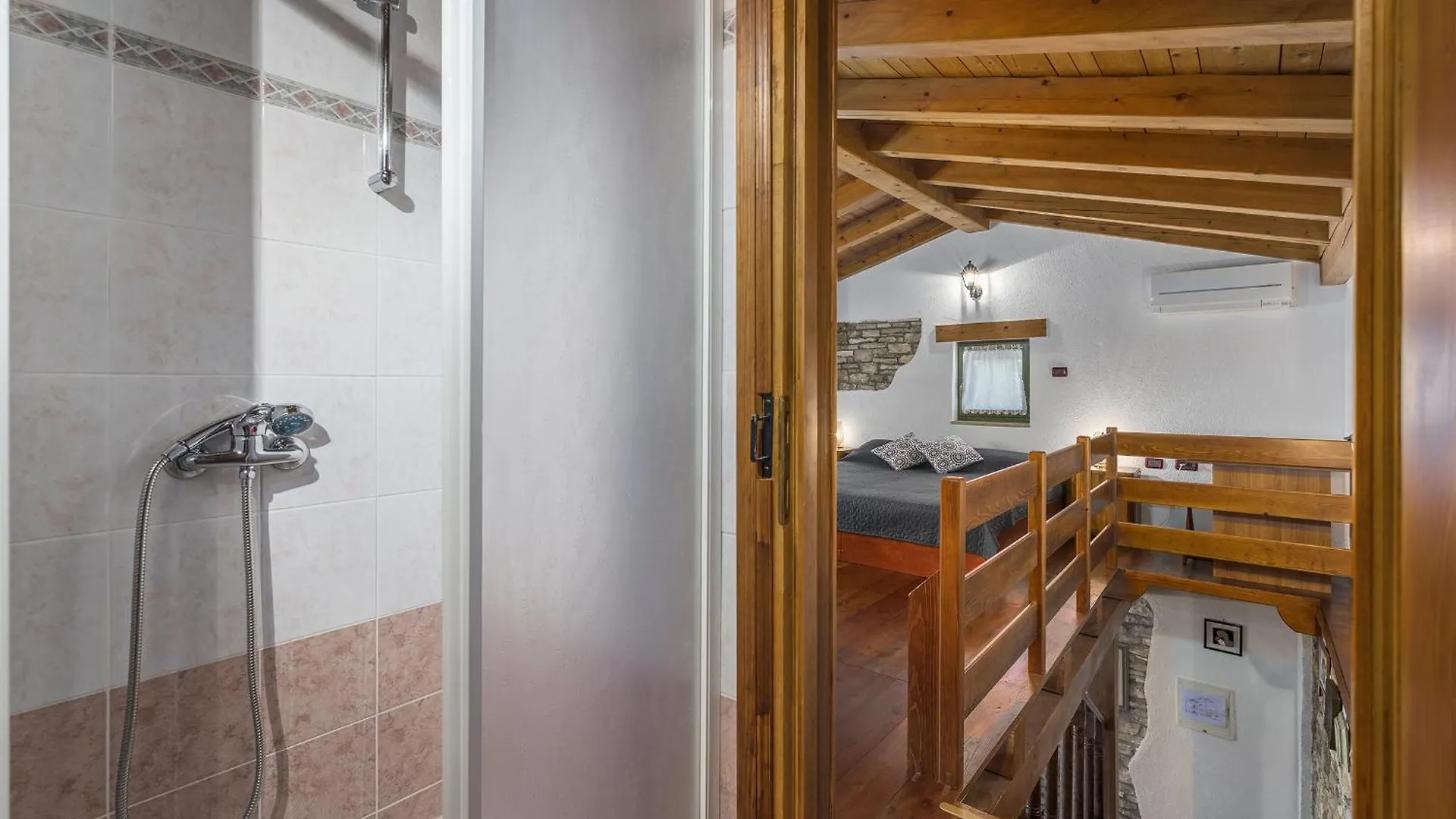 Villa Ana Rita For 6 People - Beautiful Rustical Villa With Heated Pool & Jacuzzi In Central Istria 坎法奈尔